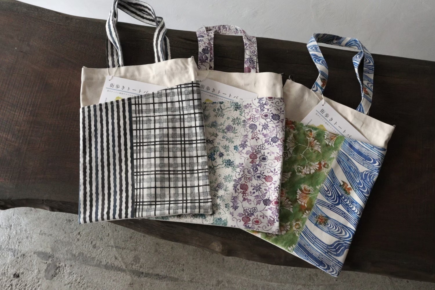 街歩きトートバッグ　手差し型染